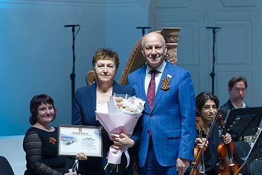 «Поклонимся Великим тем годам»